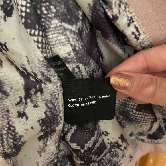 Black Rivet pleather biker jacket in subtle blush pink - Picture 7 of 8